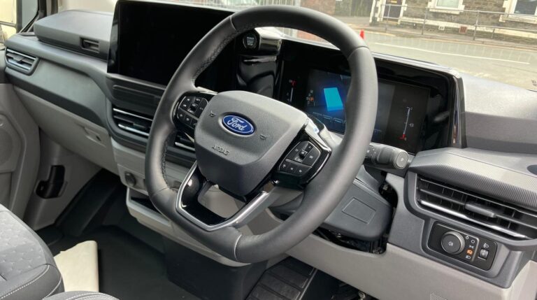 3Custom Dash