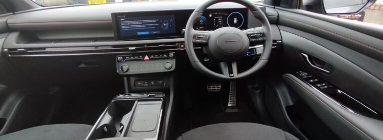 Hyundai Tucson SUV 3